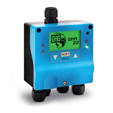 Compact gas transmitter controller for smaller-scale applications